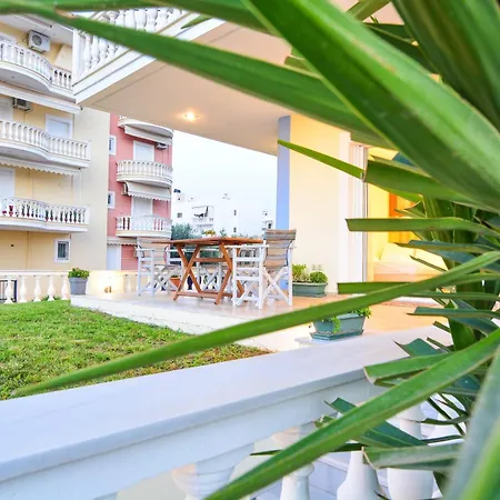 Dreamy With Garden Paralia Akratas